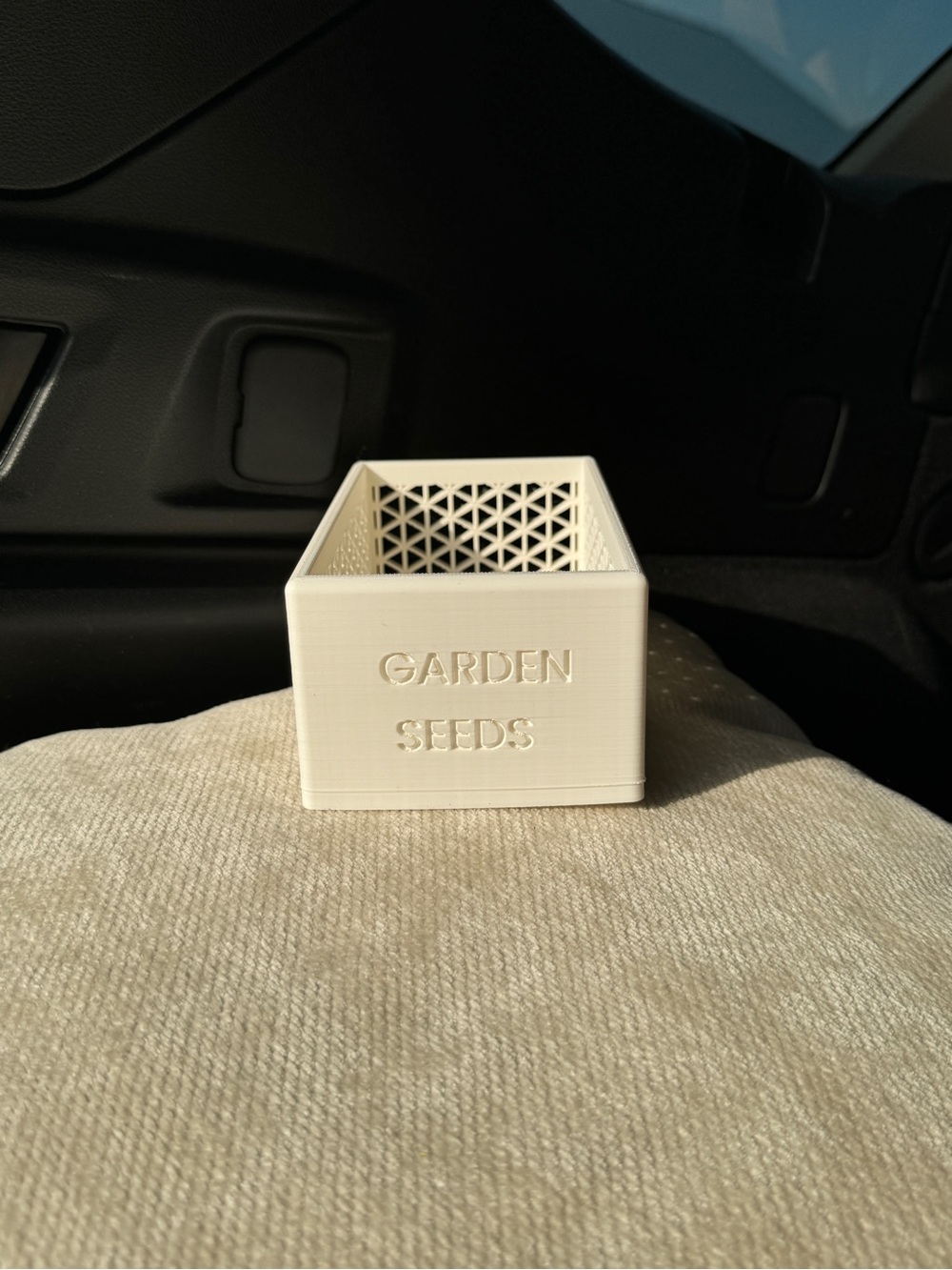 3d printed box for seeds